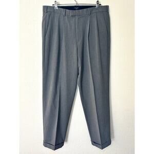 Dockers Men’s Dress Pants 36x32 Gray Pleated Relaxed Fit DuPont Teflon